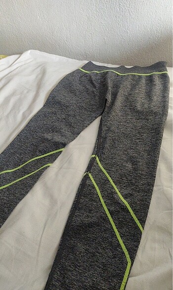 Toparlayıcı kadın taytı - Görsel 3