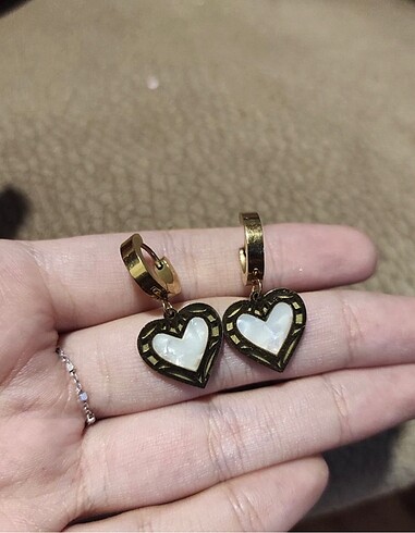 Çelik kadın kalpli küpe gold - Görsel 4