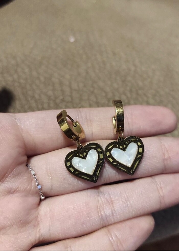 Çelik kadın kalpli küpe gold - Görsel 4