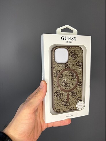 İPhone 15 orjinal lisanslı GUESS kılıf