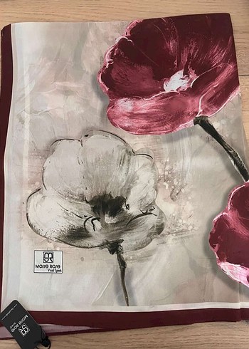 Bej ve Gri Çiçek Desenli Tablo vual ipek - Görsel 4