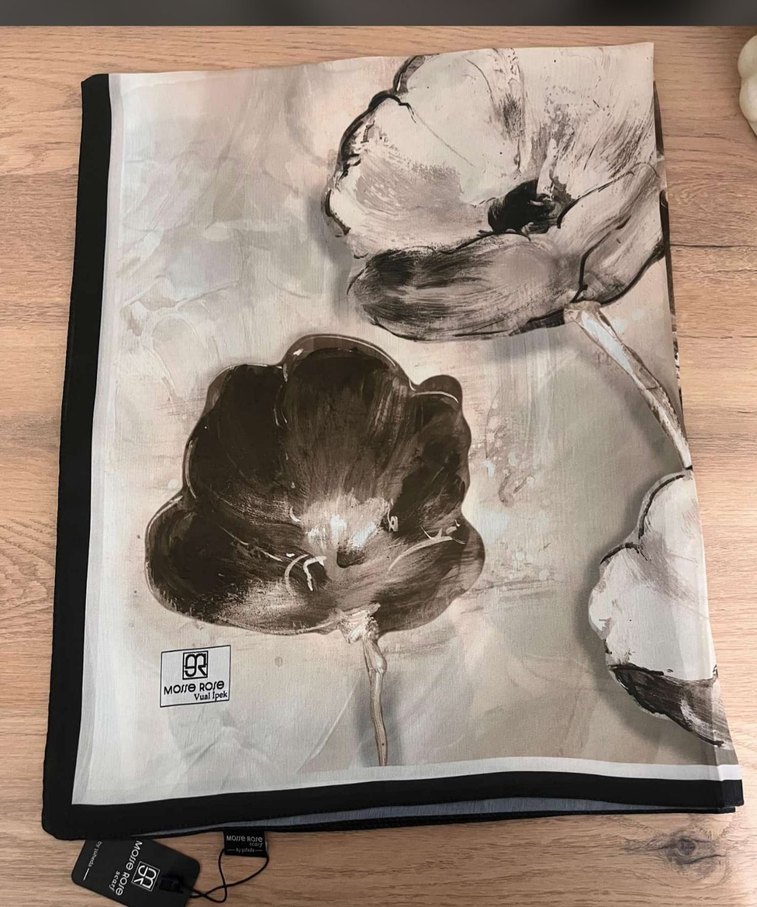 Bej ve Gri Çiçek Desenli Tablo vual ipek - Görsel 3