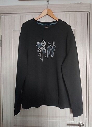 Siyah sweatshirt 