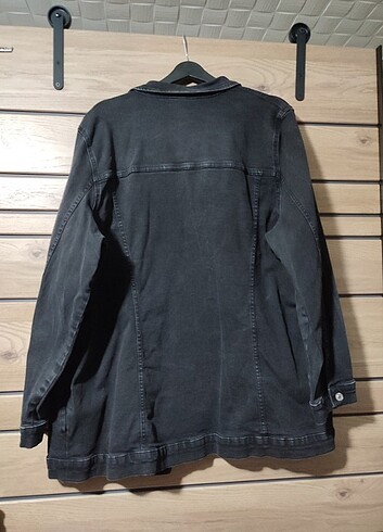 LC Waikiki Siyah kot ceket