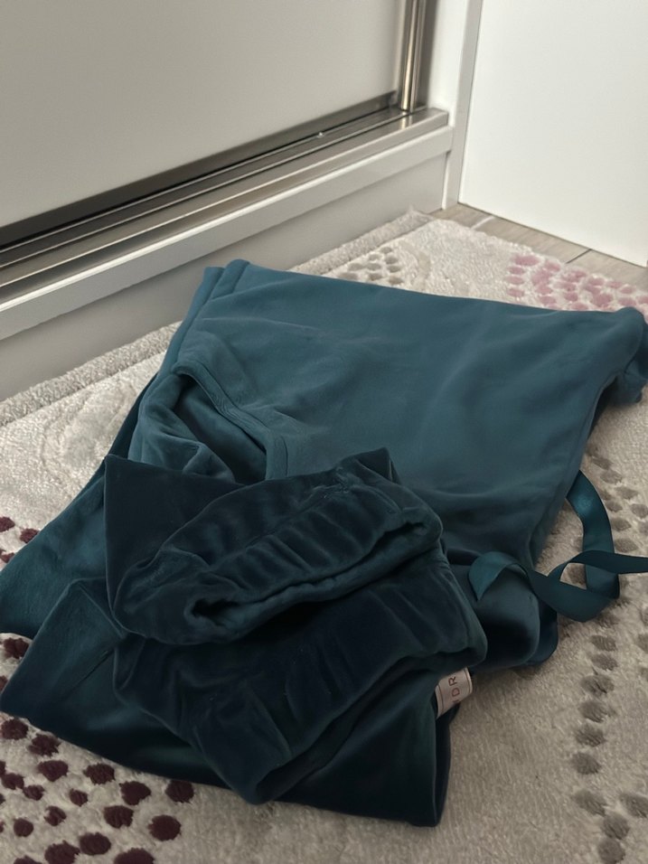 Koyu Mavi Kadife alt pijama - Görsel 2