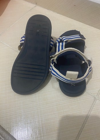 Erkek Çocuk Mavi Cırt Cırtlı Rahat Terlik - Görsel 4