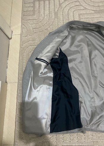 Gri Düğmeli Erkek Takım Ceketi - Görsel 4