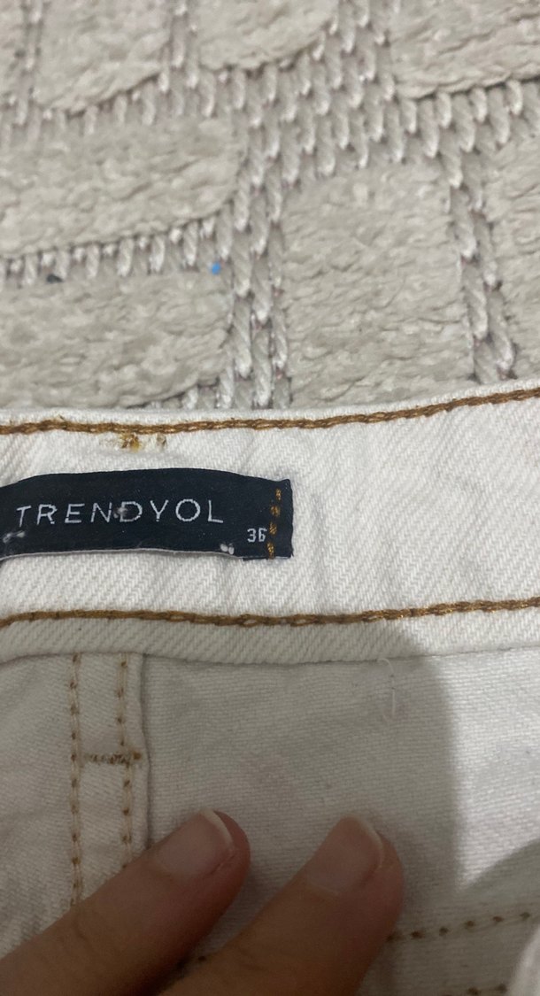 Gri Beyaz Loose Fit Kadın Midi Kot Pantolon - Görsel 3