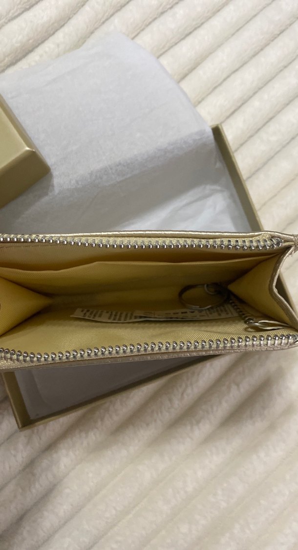 Metalik Benetton Mini Dokulu Cüzdan - Görsel 3