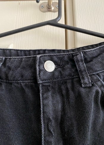 Kadın Siyah Mini Denim Şort - Görsel 3