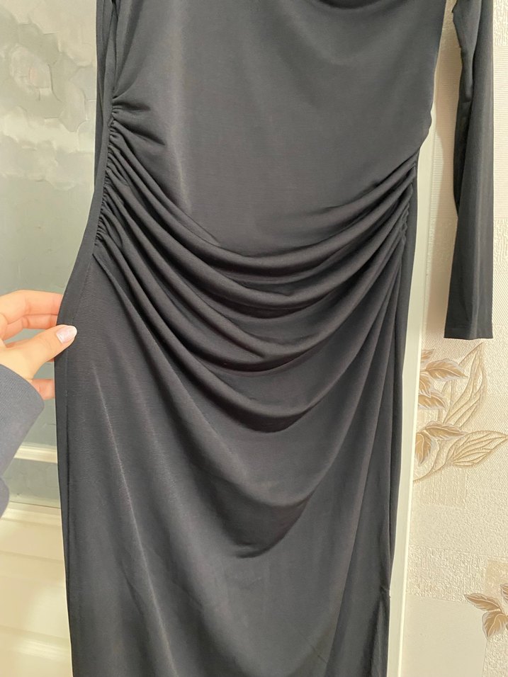 Uzun Kollu Siyah Drapeli Uzun Elbise - Görsel 5