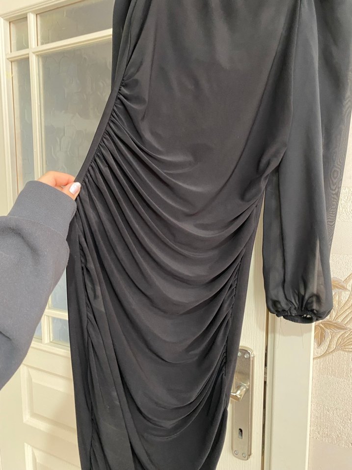 Uzun Kollu Siyah Drapeli Gotik Elbise - Görsel 2