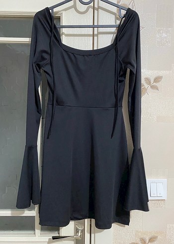 V Yaka Siyah Gotik Midi Elbise - Görsel 7