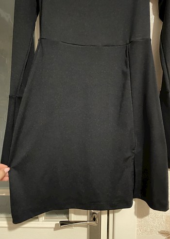 V Yaka Siyah Gotik Midi Elbise - Görsel 5