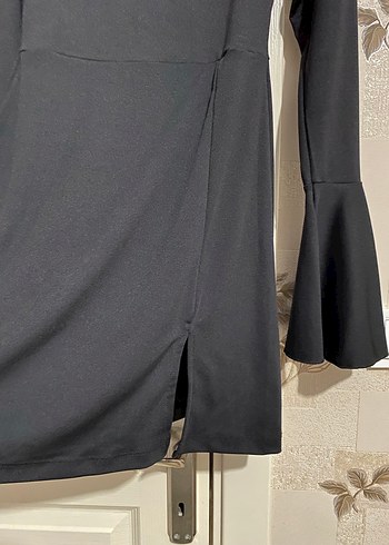 V Yaka Siyah Gotik Midi Elbise - Görsel 2