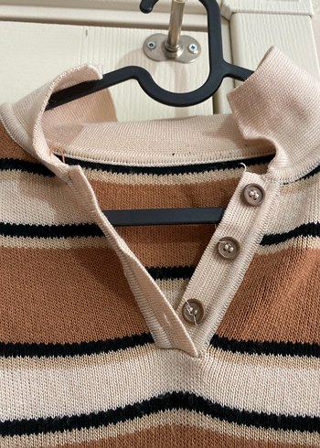 Uzun Kollu V Yaka Çizgili Örgü Kadın Kazak - Görsel 2