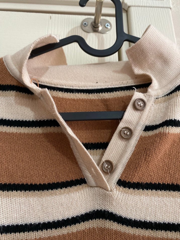 Uzun Kollu V Yaka Çizgili Örgü Kadın Kazak - Görsel 2