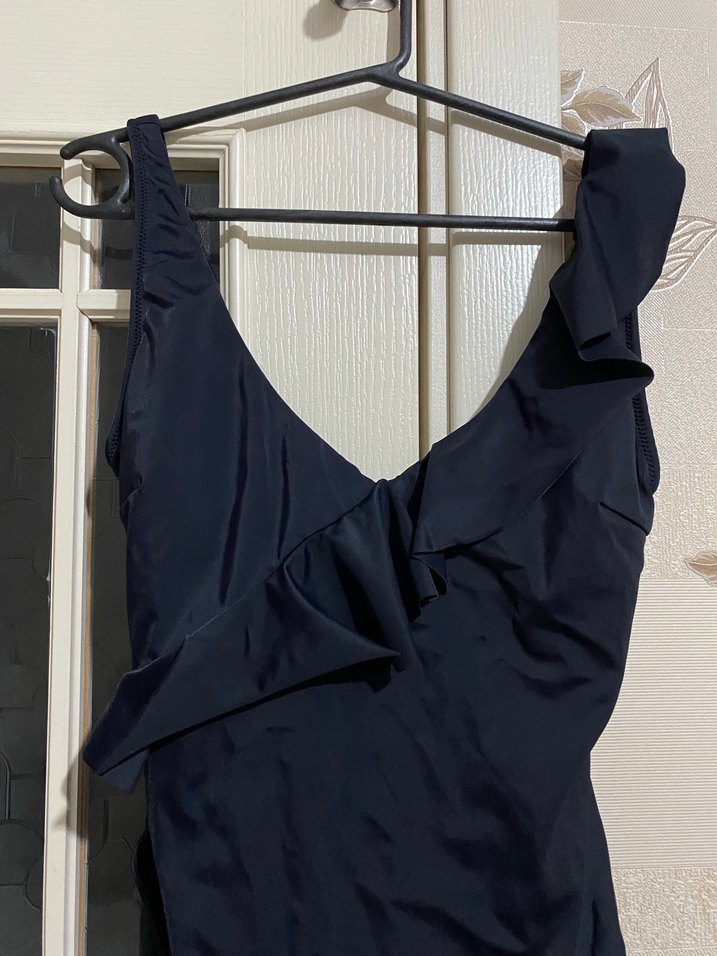 Siyah Drapeli İnce Askılı Kadın Mayo - Görsel 2