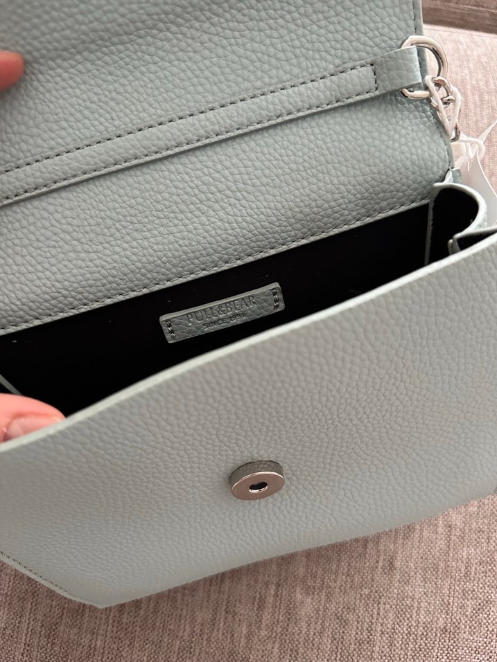 Turkuaz Zincir Detaylı Deri Kadın Çanta - Görsel 2