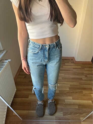 Trendyol & Milla Yırtık Jeans