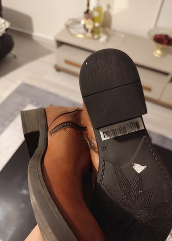 Kahverengi Tokalı Deri Dizüstü Bot YAYA - Görsel 4