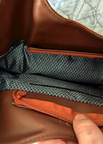 Kahverengi Süet Tokalı Kadın Çanta - Görsel 3