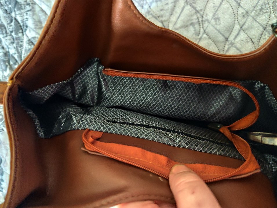 Kahverengi Süet Tokalı Kadın Çanta - Görsel 3