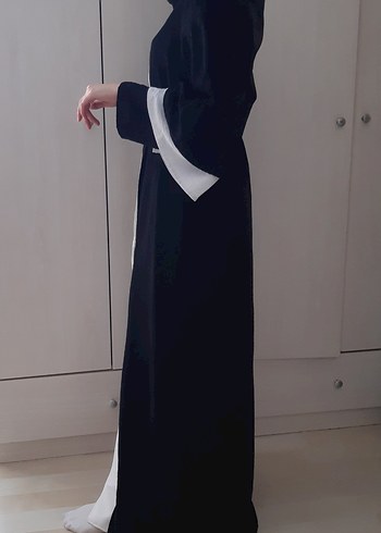 l Beden Uzun Siyah Beyaz Gotik Kadın Elbisesi