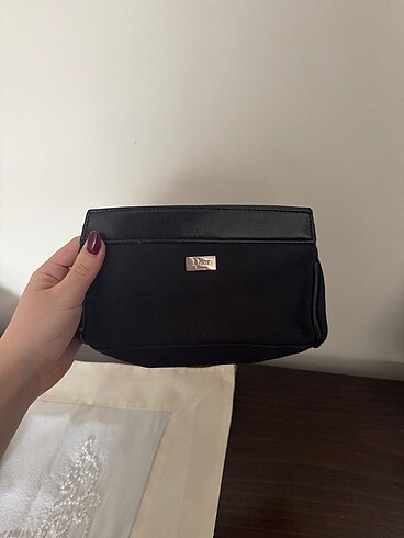 Dior beauty makyaj çantası