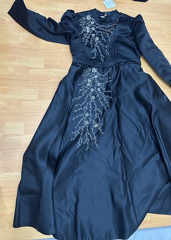 46 Beden siyah Renk Uzun Siyah Nakışlı Gotik Abiye Elbise