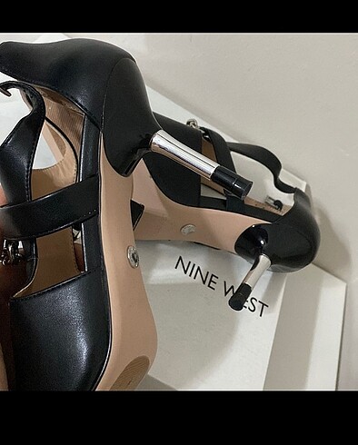 40 Beden siyah Renk Nine west topuklu