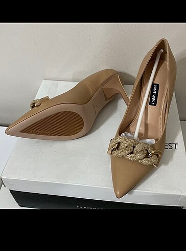 37 Beden Nine west stiletto