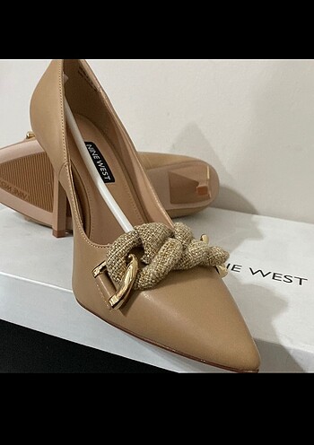 37 Beden ten rengi Renk Nine west stiletto