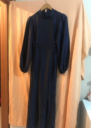 Lacivert Uzun Kollu Yüksek Yakalı Kadın Elbise - Görsel 3