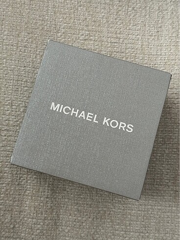  Beden Michael Kors Kolye Küpe Set