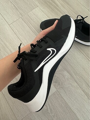38 Beden Nike Koşu Ayakkabısı