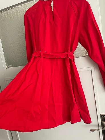 13-14 Yaş Beden kırmızı Renk Kırmızı elbise