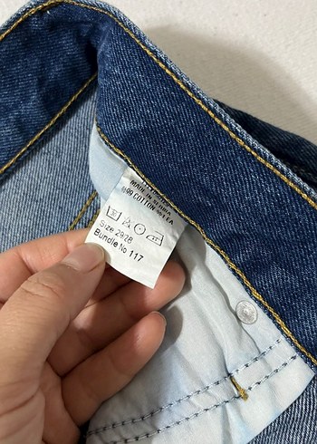 Renkli Baskılı Düğmeli Mavi Kadın Jean - Görsel 3