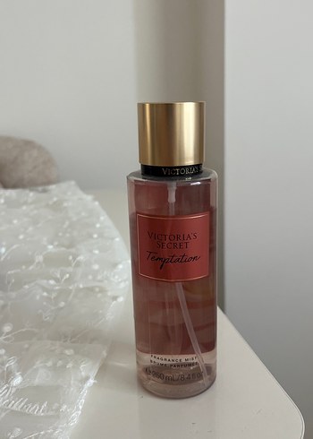 Victoria's Secret Temptation Kadın Parfümü