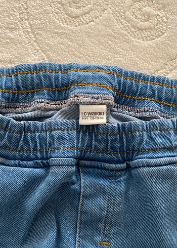 Boy uzunluğu 82 cm Lastikli pantolon yeni gibi