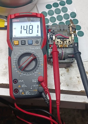 Würth bosch 14,4V batarya - Görsel 6