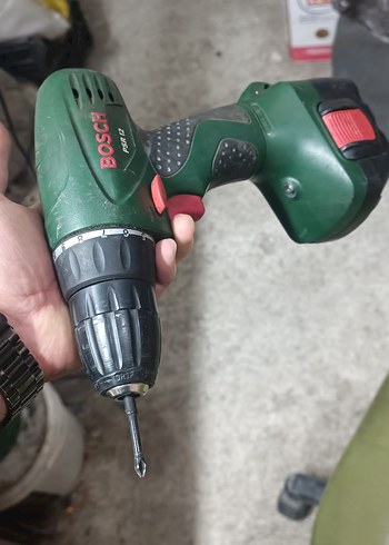 BOSCH Yeşil Şarjlı Matkap - Görsel 2