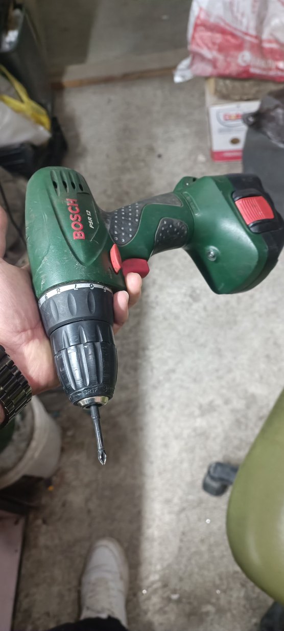 BOSCH Yeşil Şarjlı Matkap - Görsel 2