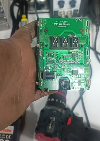 4 adet Max Extra 18V 1.5Ah Lityum-İyon Batarya - Görsel 4