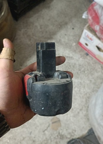 Bosch Siyah 9.6V ve 14.4V Bataryalar - Görsel 4