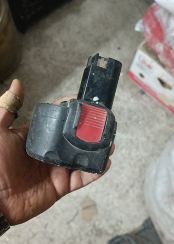 Bosch Siyah 9.6V ve 14.4V Bataryalar - Görsel 3