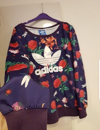 Adidas çiçek desenli sweat 