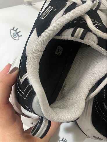 40 Beden Skechers spor ayakkabı