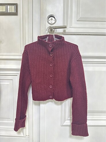 Bordo düğmeli hırka