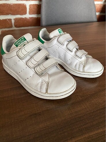 30 Beden Adidas beyaz ayakkabı 30 numara